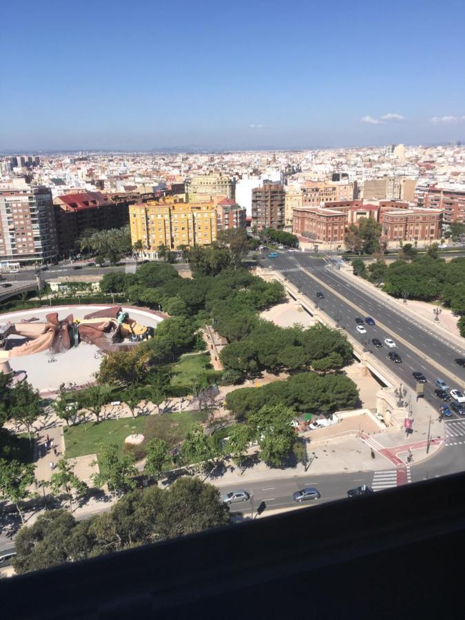 Apartamento Ciudad De Las Ciencias Apartment Valencia Ngoại thất bức ảnh